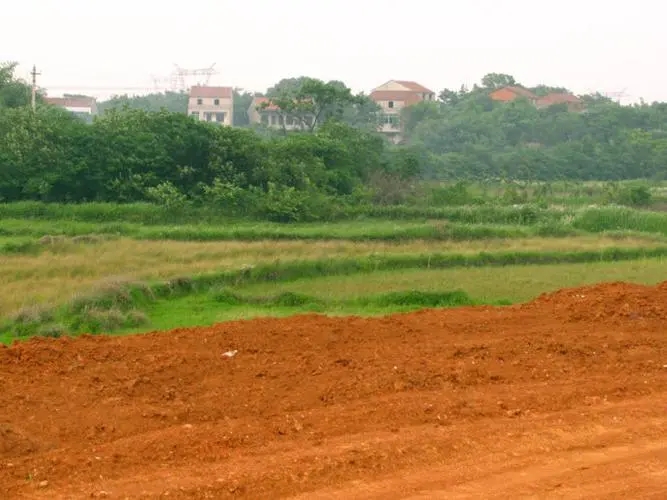 农村征地补偿举报电话  污水处理站工程项目占地征收农用地一亩货币赔偿金