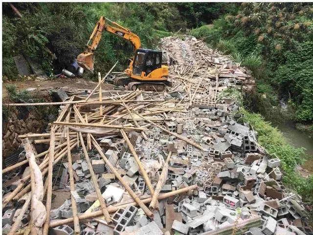 修路占用农用地耕地赔偿款是多少  苏州市黎里镇最新征地补偿安置方案公告